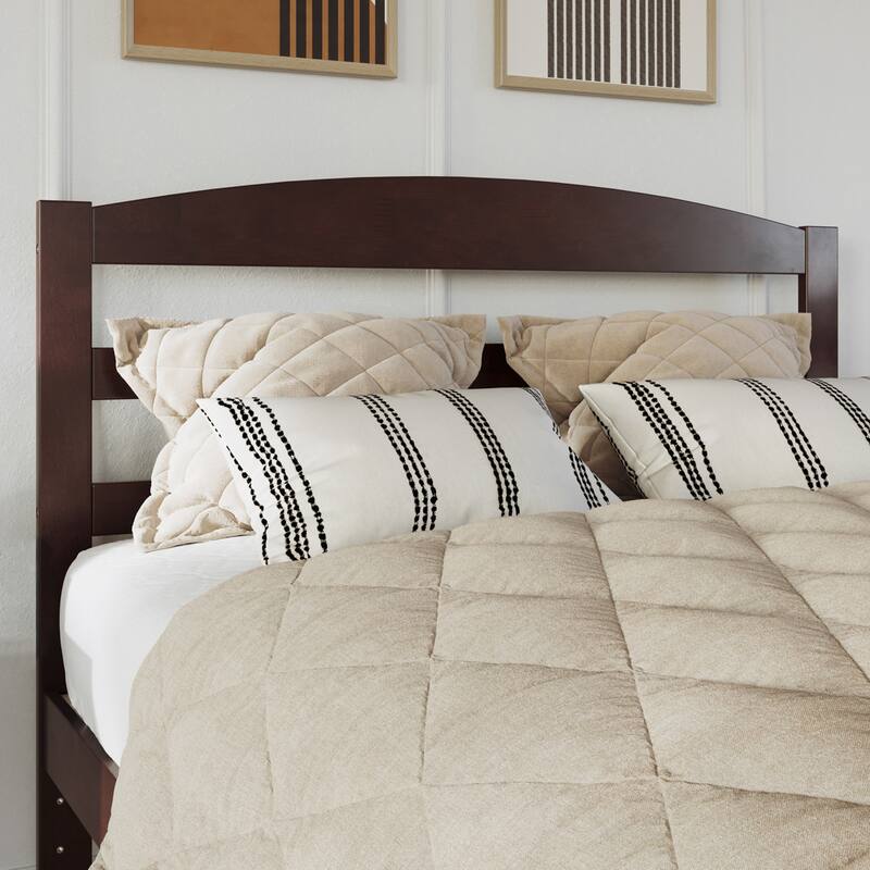 Warren Full Platform Bed with Matching Footboard in Walnut