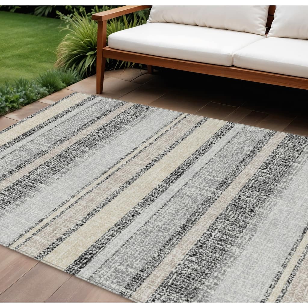 HomeRoots Striped Transitional Rectangle Outdoor Rug