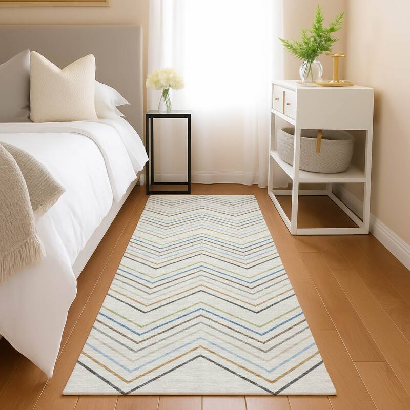 Machine Washable Indoor/ Outdoor Modern Chevron Chantille Rug
