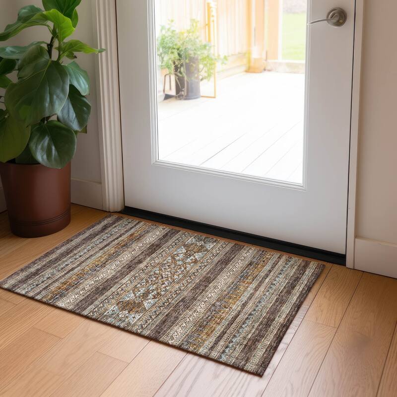 Machine Washable Indoor/ Outdoor Chantille Tribal Boho Rug - Chocolate - 1'8" x 2'6"