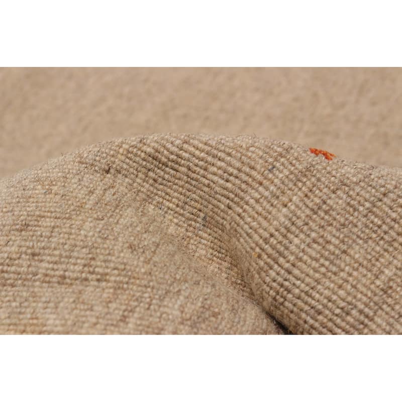 Kashkuli Gabbeh Tan Rug 7'10" x 11'1" - 7'10 x 11'1