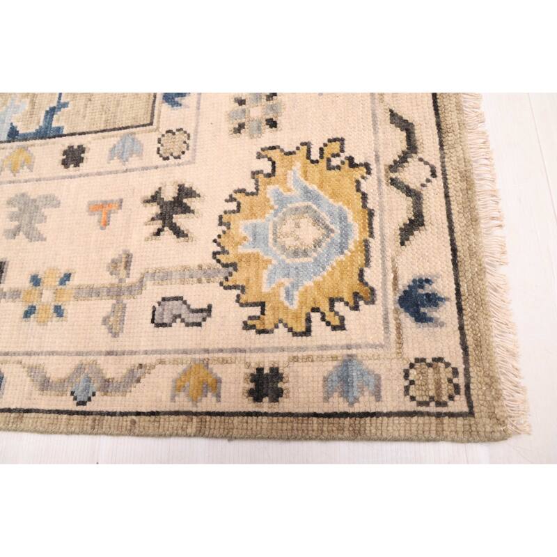 ECARPETGALLERY Hand-knotted Modern Oushak Khaki Wool Rug - 8'1 x 10'1