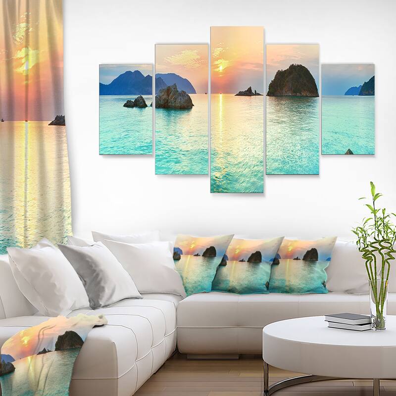 Designart 'Sunrise Panorama' Photography Metal Wall Art