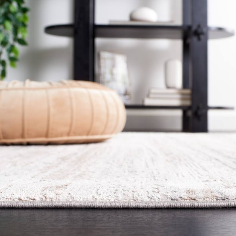SAFAVIEH Diamond Shiva Modern Abstract Fringe Rug