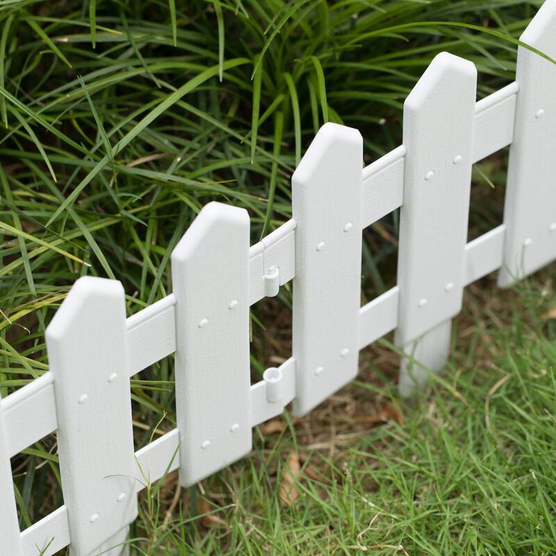 6-pc 12-inch Decorative Landscape Edging Ornamental Fence for Lawn Flower Beds Pathways and Outdoor Decor Interlocking Garden