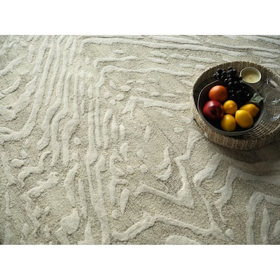 Entro Handmade New Zealand Wool Beige/Ivory Area Rug.