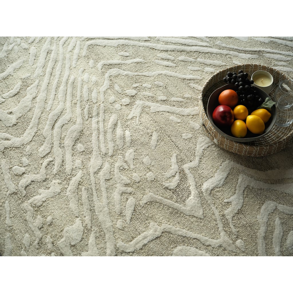 Entro Handmade New Zealand Wool Beige/Ivory Area Rug.