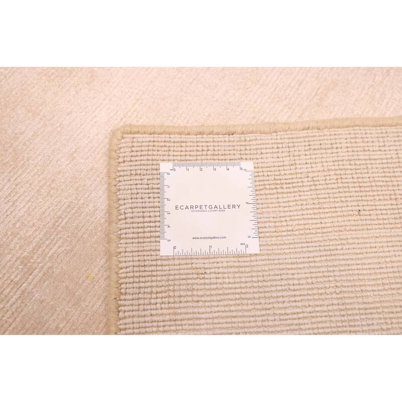 ECARPETGALLERY Hand Loomed Loreto Ivory Viscose Rug - 5'7 x 7'10