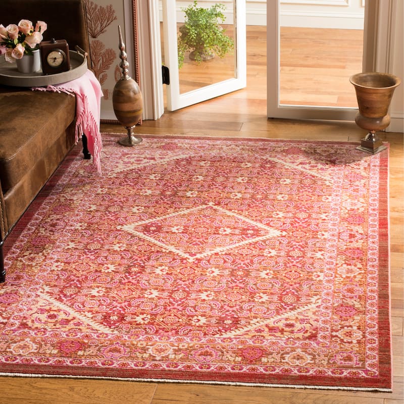 SAFAVIEH Sutton Dicie Boho Oriental Polyester Rug - 2'9" x 5' - Rust