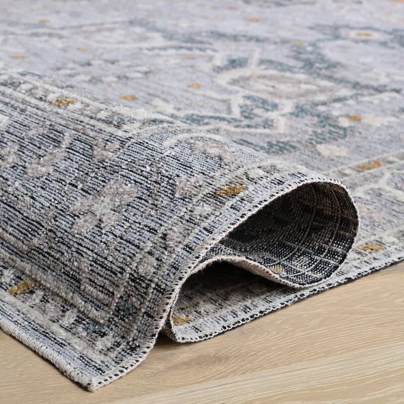 SAFAVIEH Miranda Vildana Traditional Rug