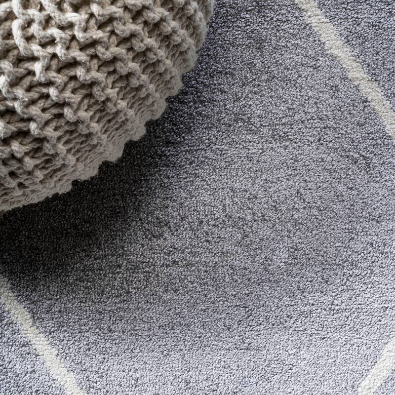 JONATHAN Y Viscon Minimalist Diamond Trellis Area Rug