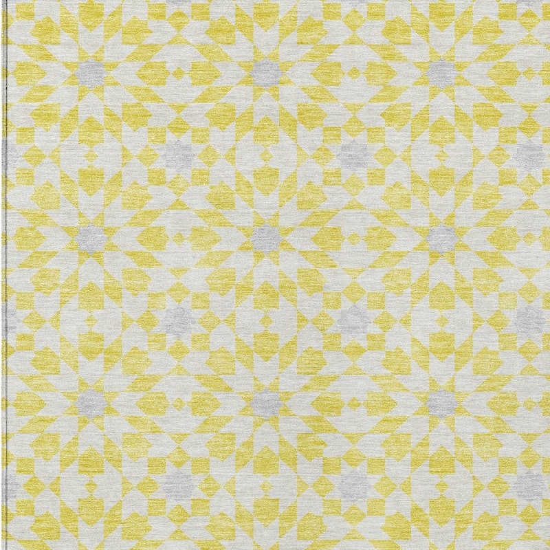 HomeRoots Floral Medallion Transitional Rectangle Outdoor Rug