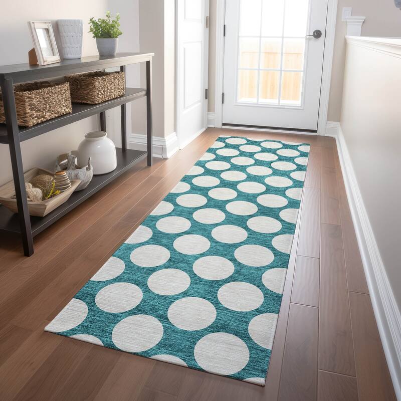 Machine Washable Indoor/ Outdoor Chantille Modern Dots Rug