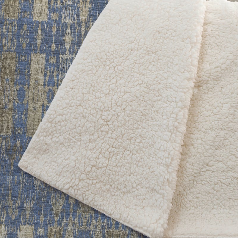 Premium Machine Washable Modern Moroccan Sherpa Throw Blanket