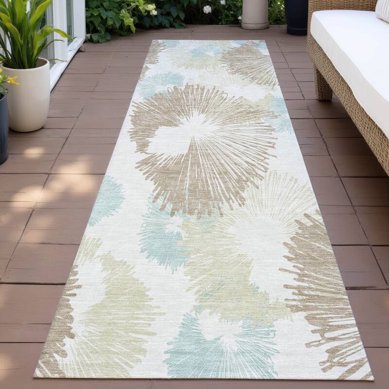 Machine Washable Indoor/Outdoor Modern Floral Chantille Rug - Mocha - 2'3" x 7'6"