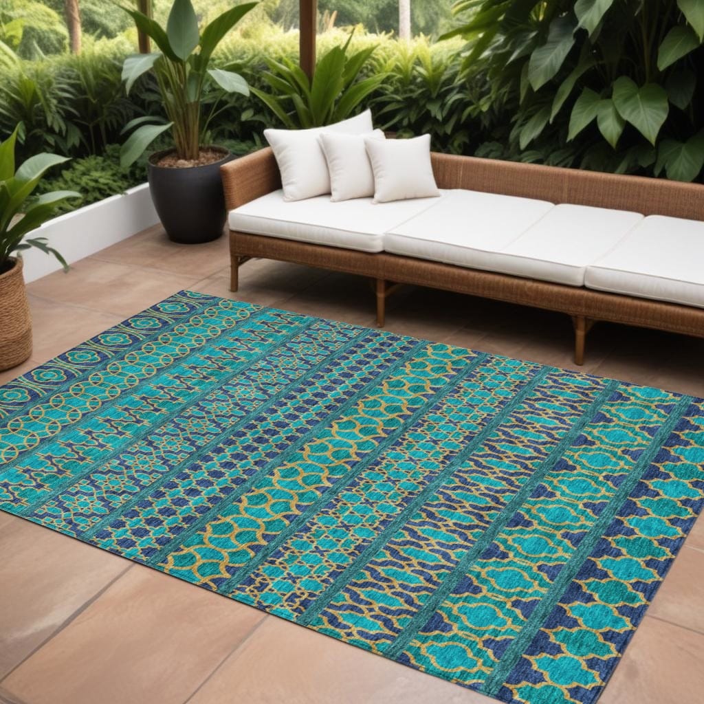 HomeRoots Quatrefoil Transitional Rectangle Outdoor Rug