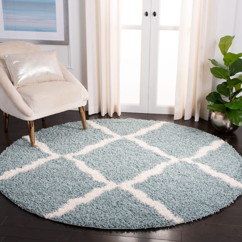 SAFAVIEH Dallas Shag Giusy Trellis 1.5-inch Thick Rug - 6' x 6' Round - Seafoam/Ivory