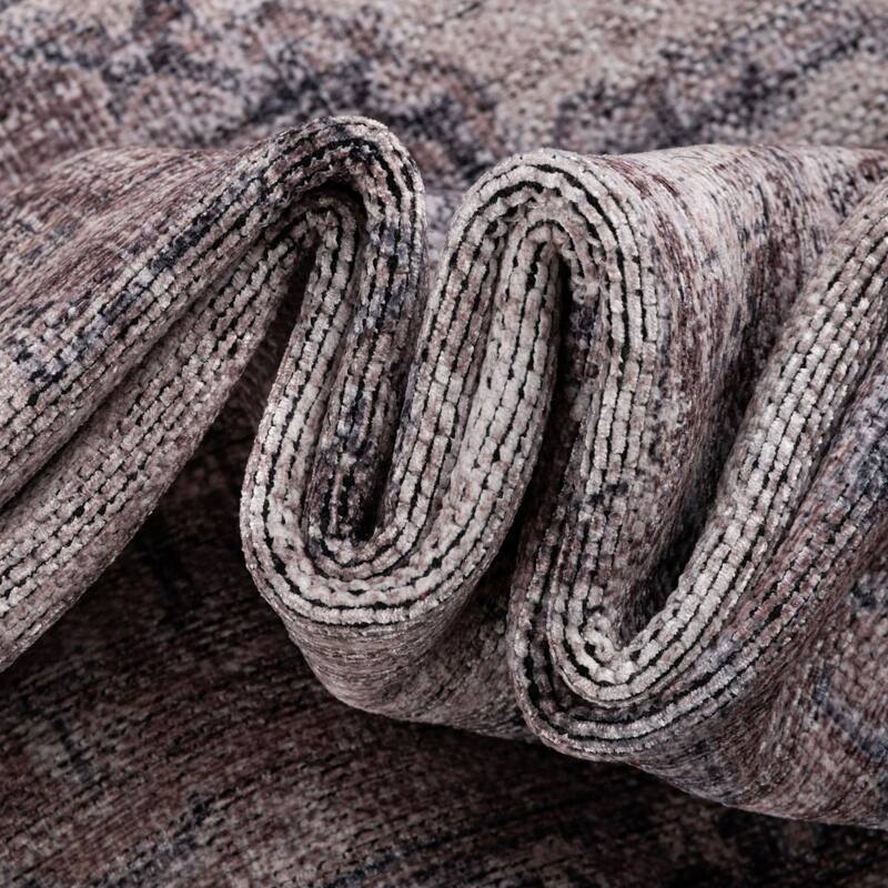 Traditional Shara Collection Area Rug