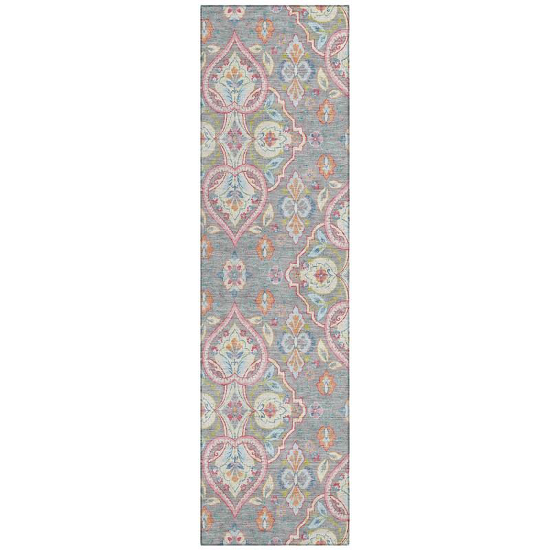 Machine Washable Indoor/Outdoor Traditional Spades Chantille Rug