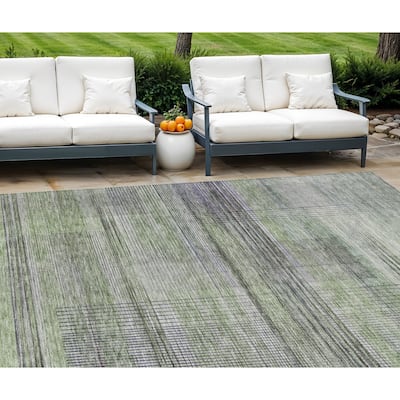 HomeRoots Striped Transitional Rectangle Outdoor Rug