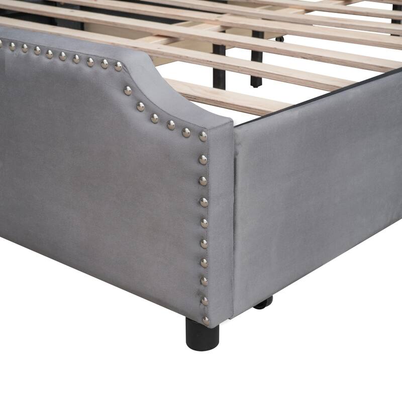 Queen Size Upholstered Platform Bed with 4 Drawers