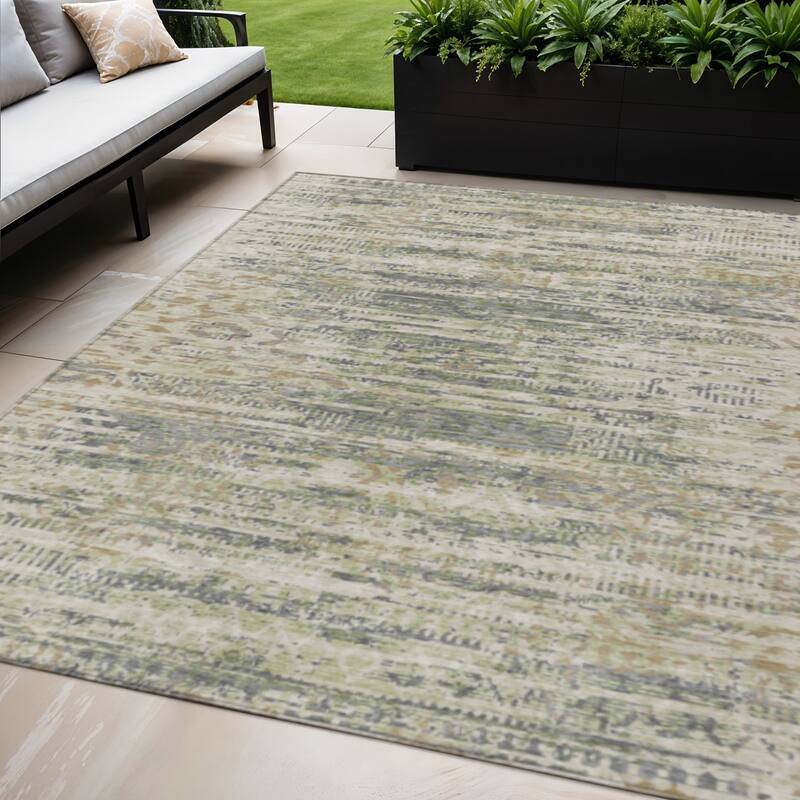 HomeRoots Moroccan Transitional Rectangle Outdoor Rug - 5' X 8'