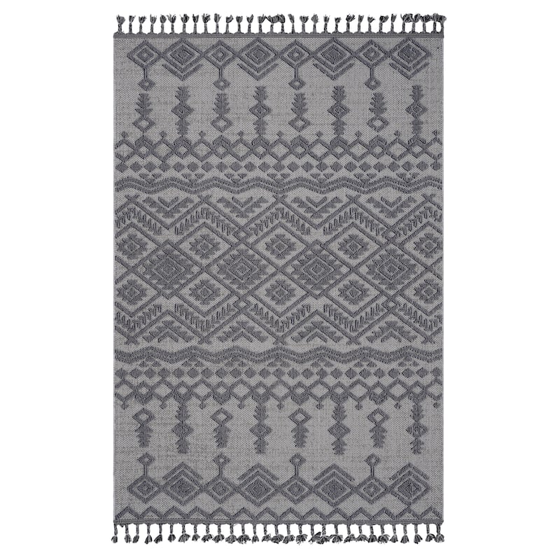 Guros Collection White / Gray / Traditional Indoor / Outdoor Non-Shedding Area Rug - 74" D x 48" W x 0.28" H