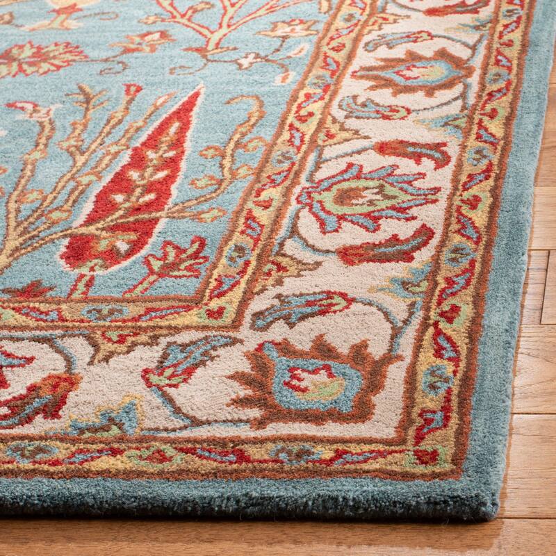 SAFAVIEH Handmade Heritage Sweet Heart Traditional Oriental Wool Rug - 2' x 3' - Blue/Ivory