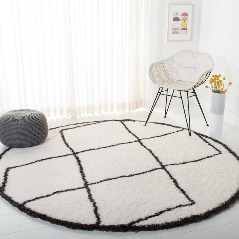 SAFAVIEH Carmella Harry Shag Trellis Polyester Rug - 6'7" Round - Cream/Grey