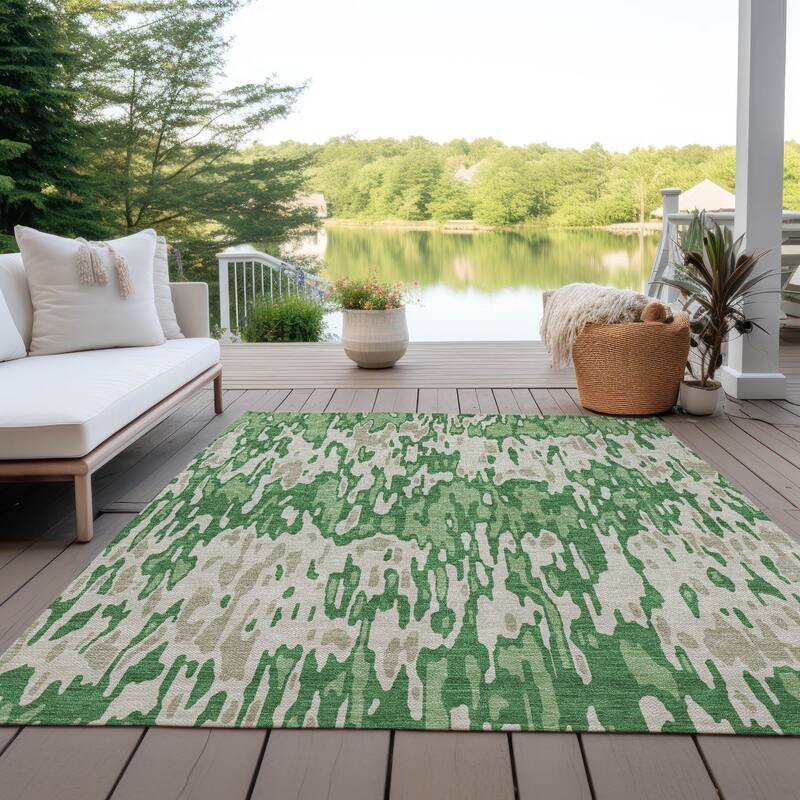 Machine Washable Indoor/ Outdoor Modern Watercolor Chantille Rug