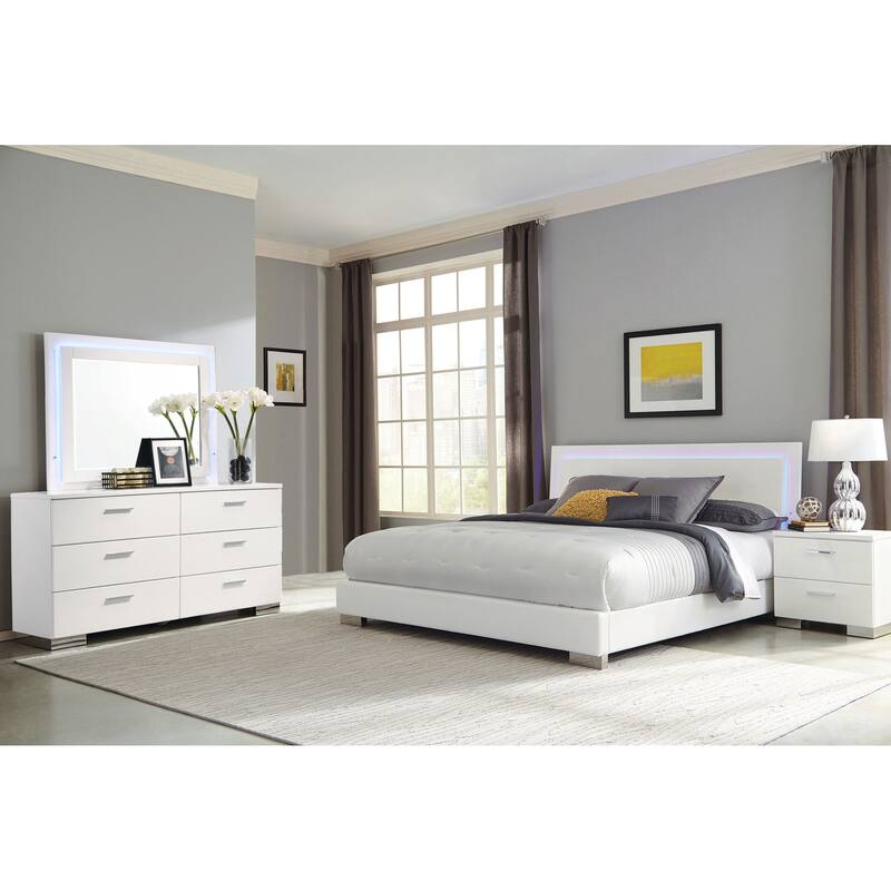 Dulcey White High Gloss 4-piece Bedroom Set - King