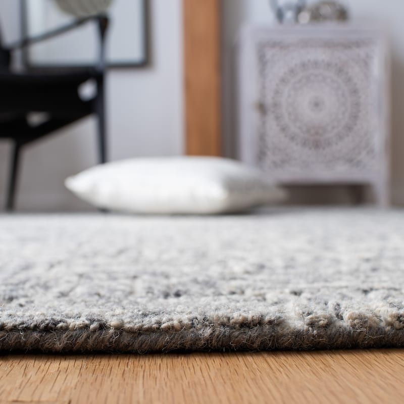 SAFAVIEH Handmade Micro-Loop Cosima Wool Rug