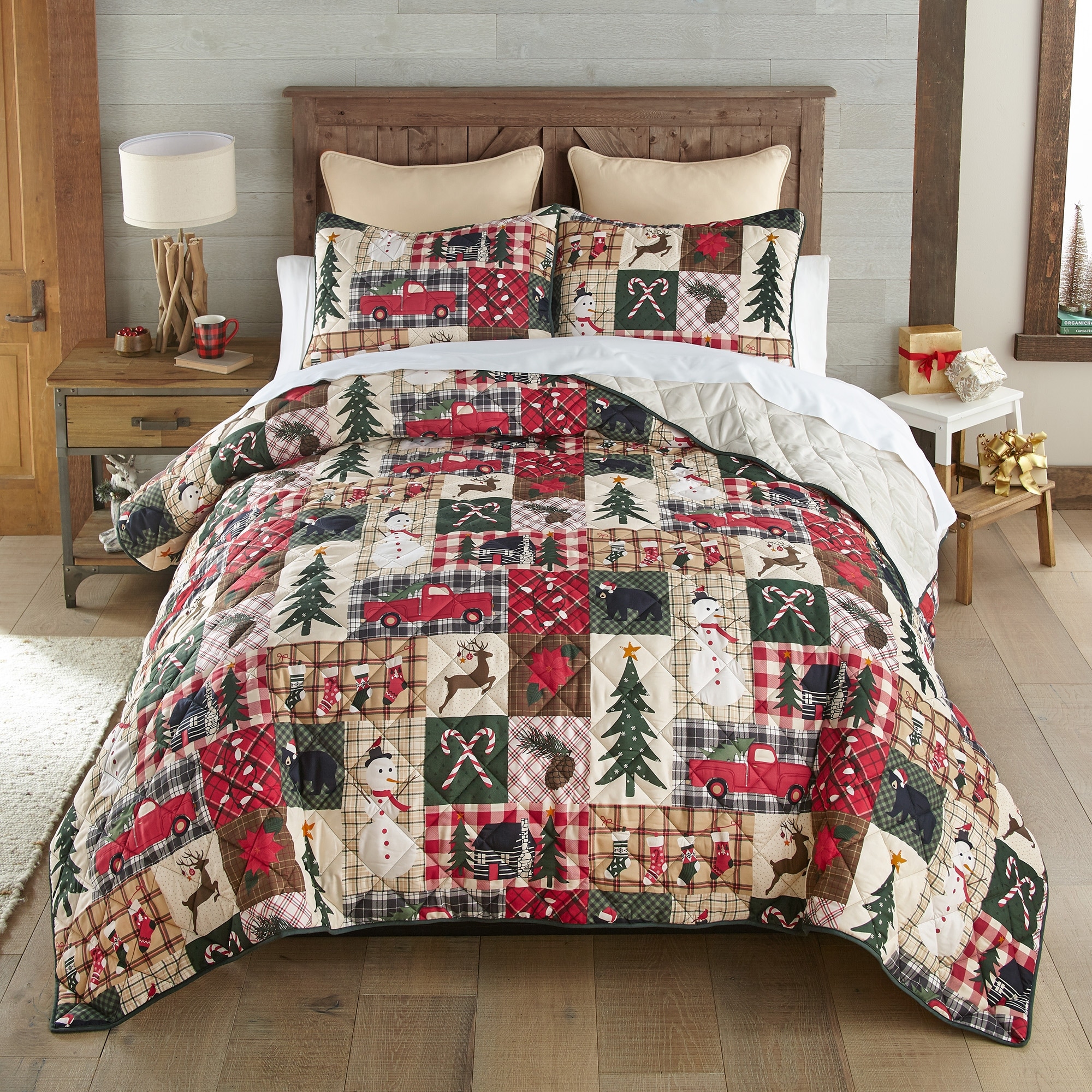 Your Lifestyle by Donna Sharp Holiday Dream Quilt Collection