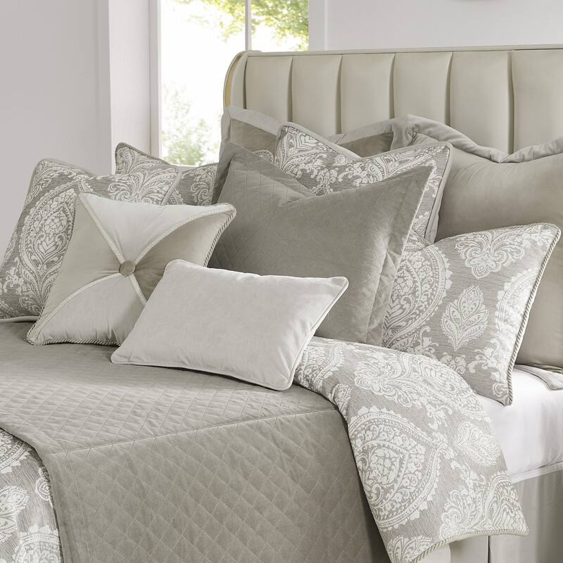 Austin Horn Classics Novette Bedding