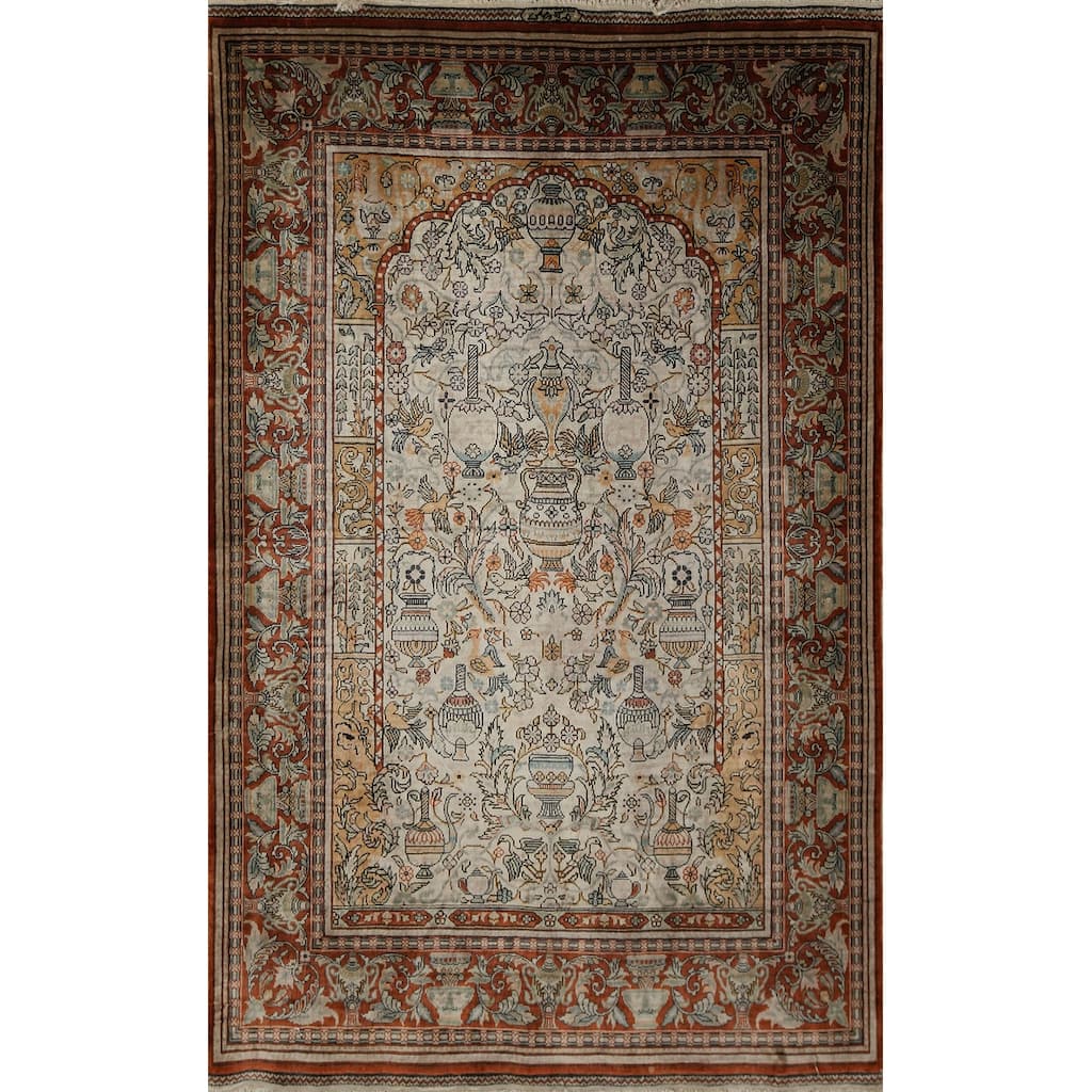 Hand Knotted Traditional Silk Beige Geometric Area Rug - 3' 1'' X 2' 0''
