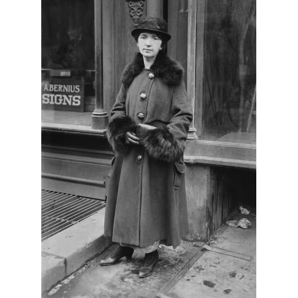 Margaret Sanger Outside Her Birth Control Clinic In Brownsville History ...