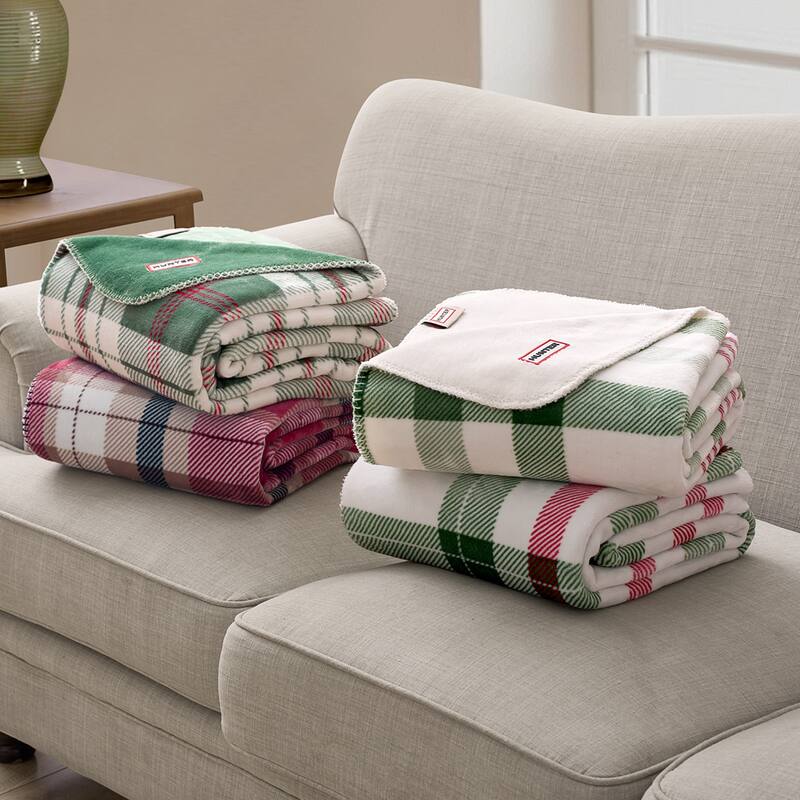 Hunter Reversible Plaid Plush Throw Blankets