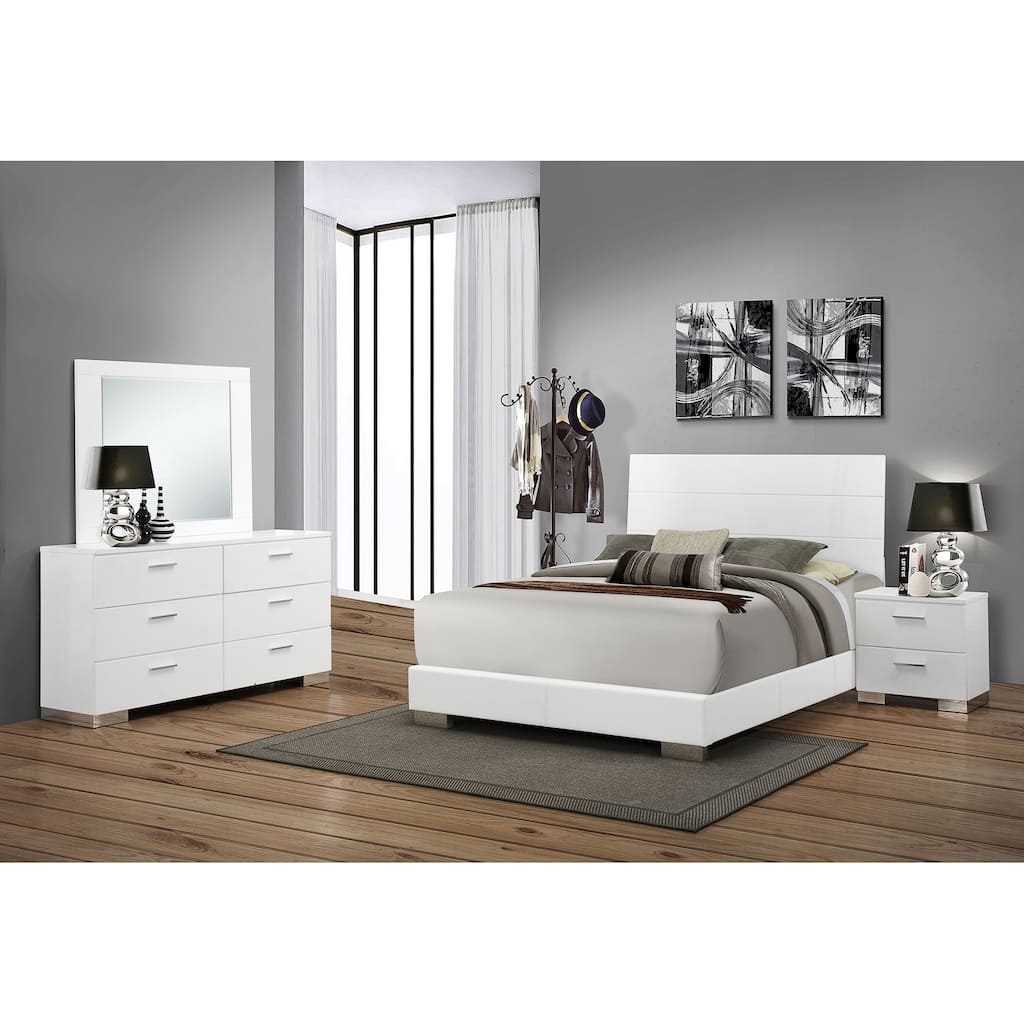 Dulcey White High Gloss 4-piece Queen Bedroom Set