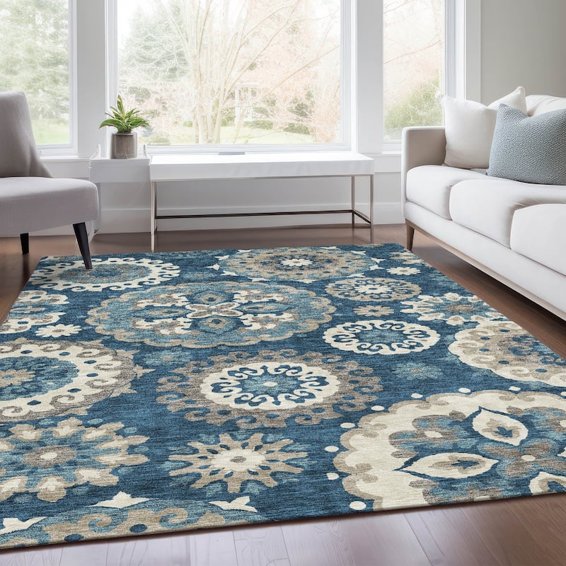 Machine Washable Indoor/ Outdoor Chantille Casual Medallion Rug