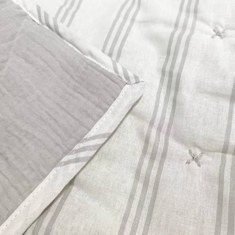Wonderful Velvet 3 Piece Quilt Set