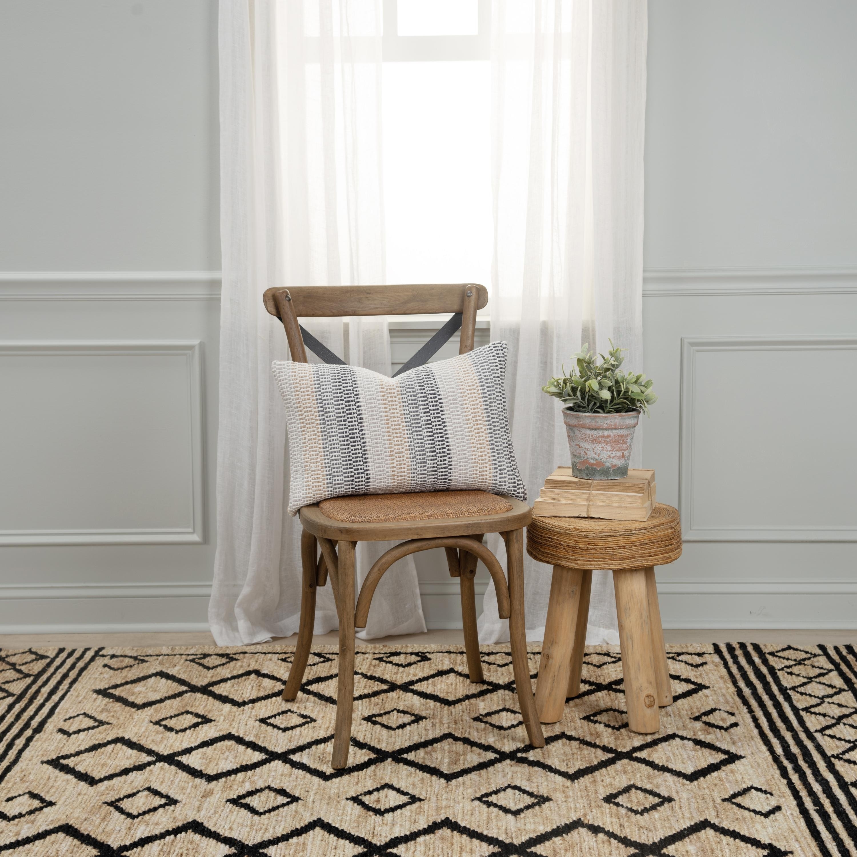 Rizzy Home Transitional Multi/Dark Natural Poly Filled Pillow - 14"x20"