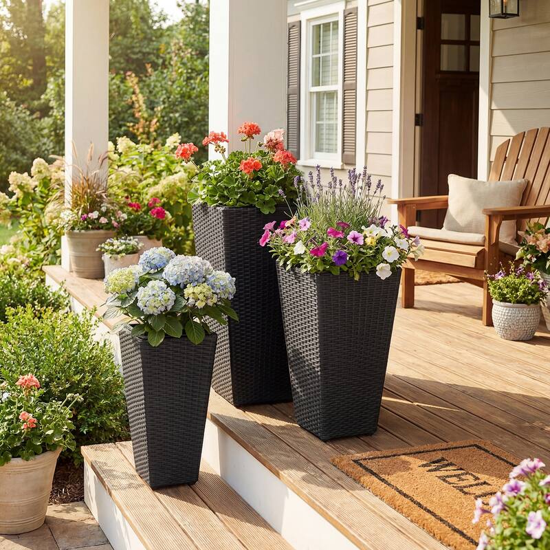 Gymax Set of 3 Rattan Plant Pots w/Removable Plastic Liners Pre-Marked