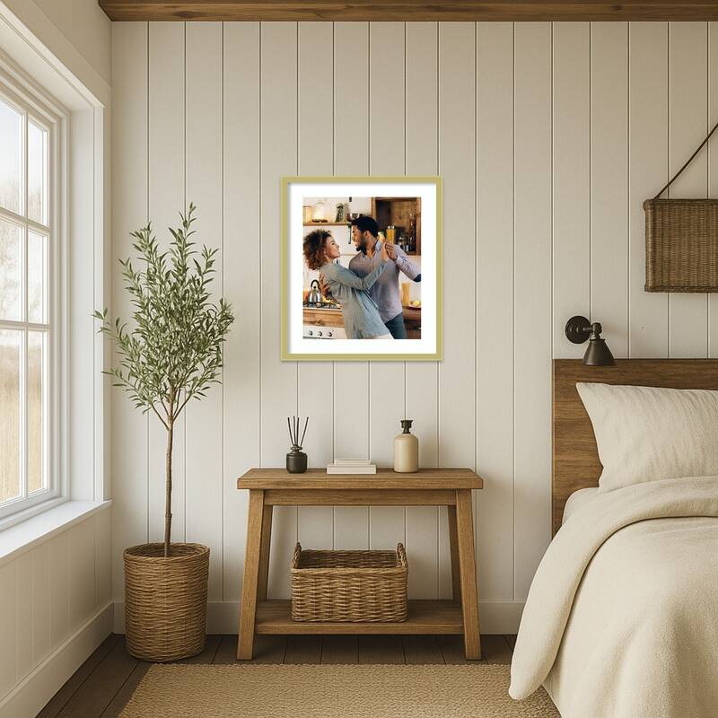 Incline Picture Frame, Photo Frame