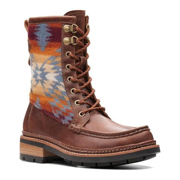 ottawa peak clarks boots