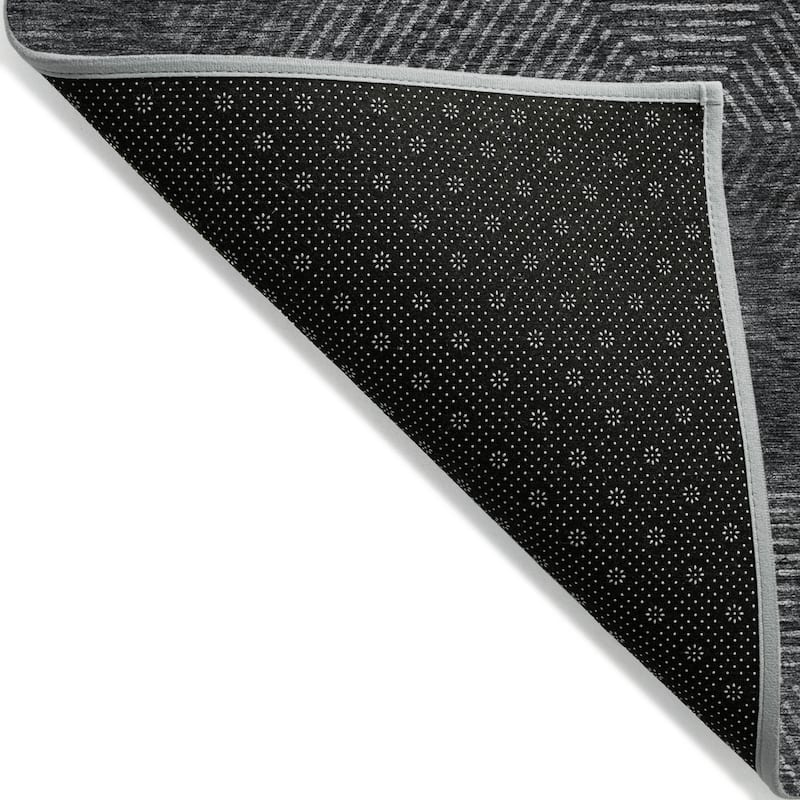HomeRoots Geometric Transitional Rectangle Outdoor Rug