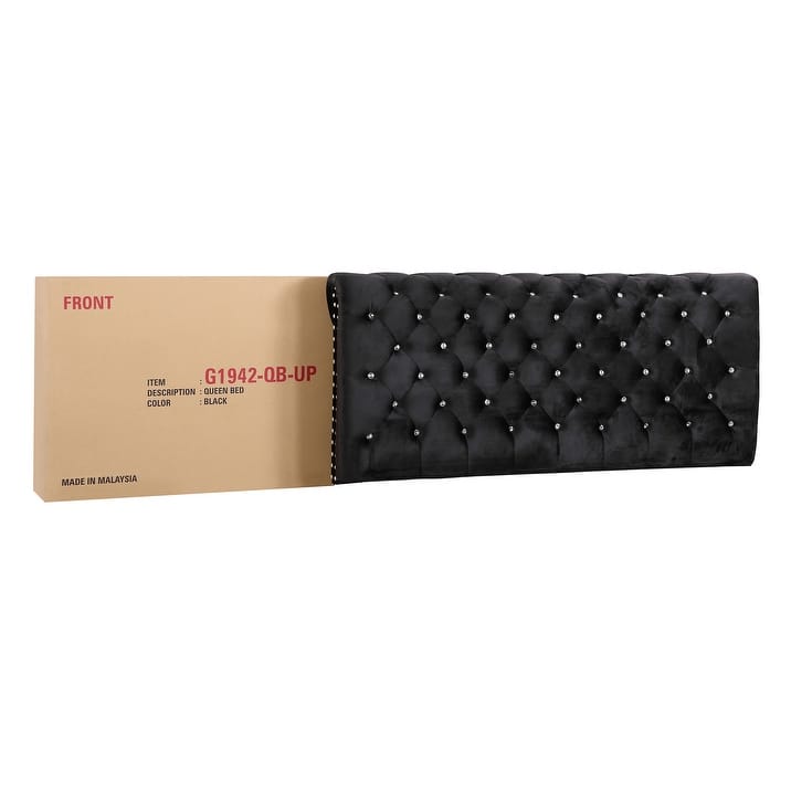 Maxx Tufted Upholstered Queen Panel Bed