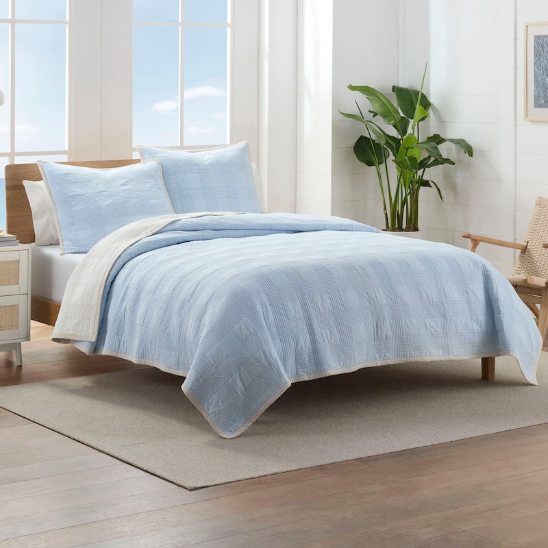 Southern Tide Camden Blue/Ivory Quilt