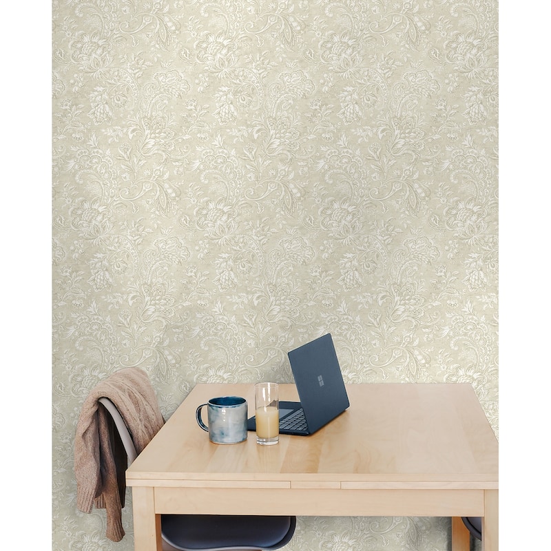 Seabrook Designs Wentworth Paisley Unpasted Wallpaper