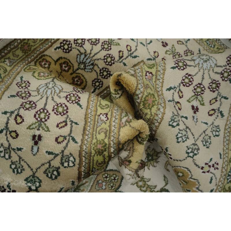 Hand Knotted Oriental Silk Carpet Traditional Floral Beige & Ivories Kashmir Area Rug - 8' 11'' X 5' 11''