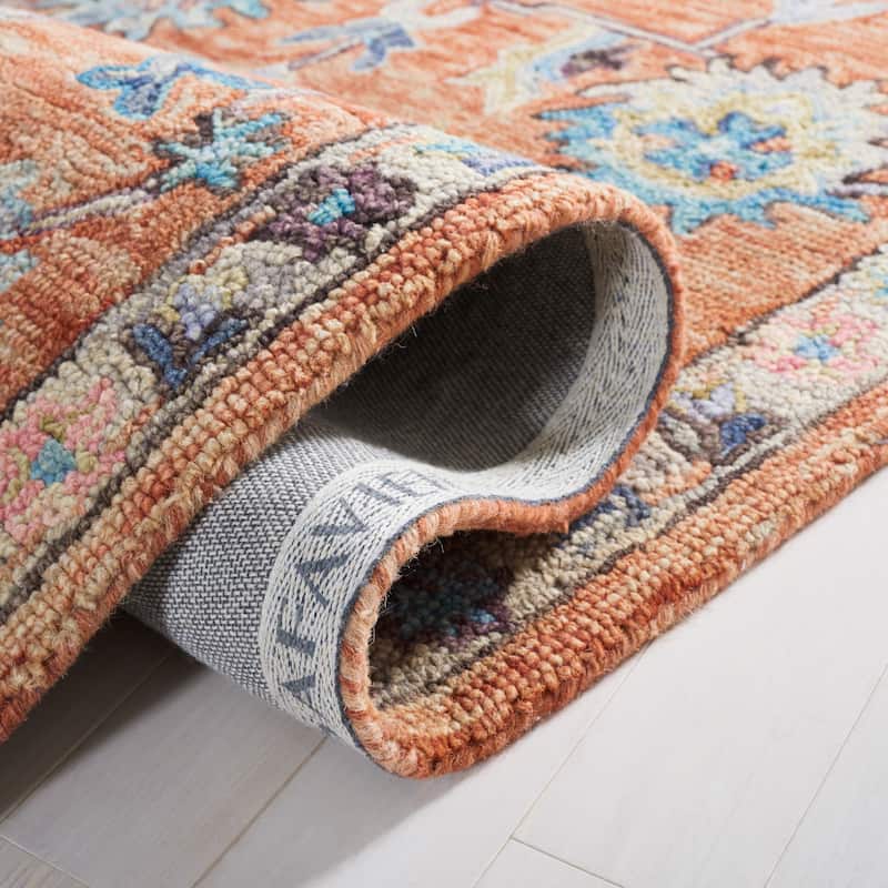 SAFAVIEH Handmade Blossom Lindy French Country Floral Wool Rug